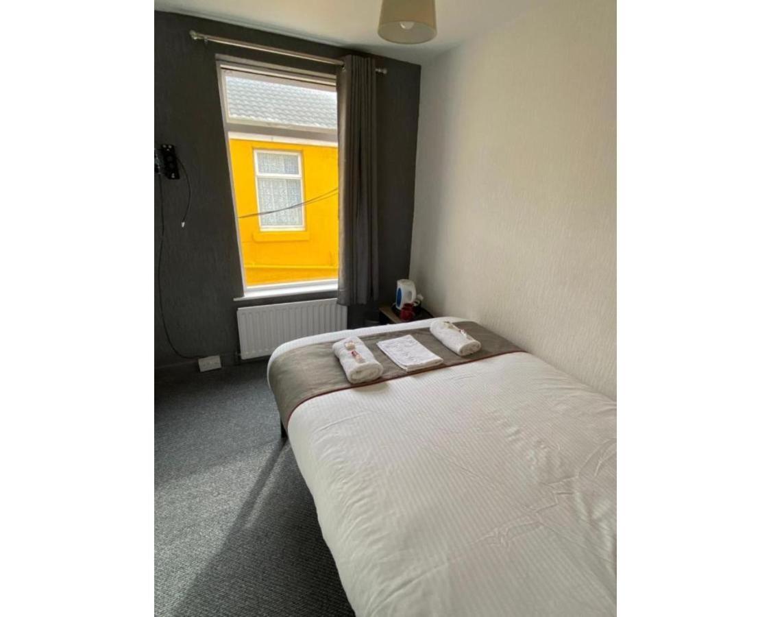 Bank Street Hotel Blackpool Room photo